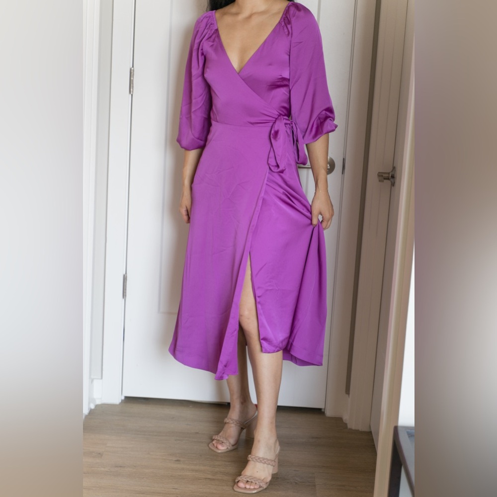 Ann Taylor Midi Wrap Dress (0/S)